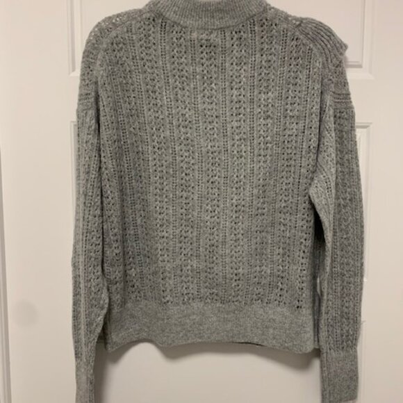 Soft ruffled sweater - Picture 4 of 6